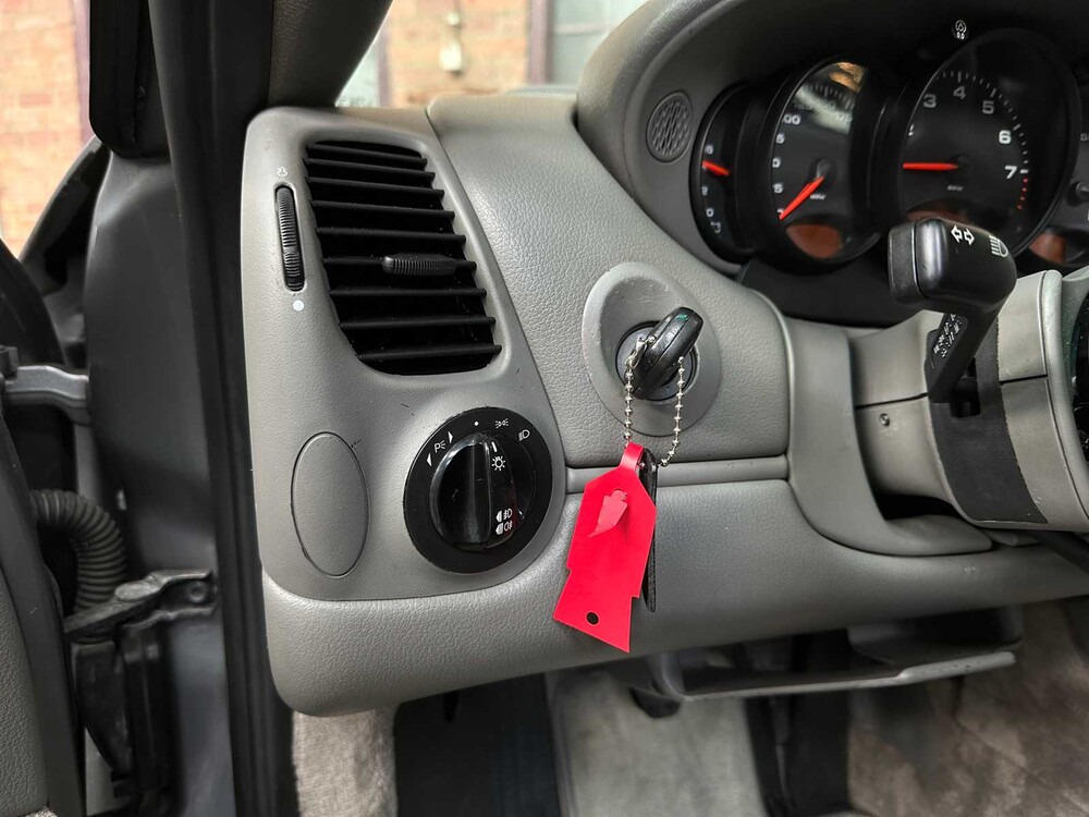 Porsche 911 996 Carrera Coupé 3.4 Schaltgetriebe 300 PS 2000 -Youngtimer-