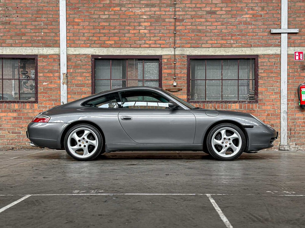Porsche 911 996 Carrera Coupé 3.4 Schaltgetriebe 300 PS 2000 -Youngtimer-