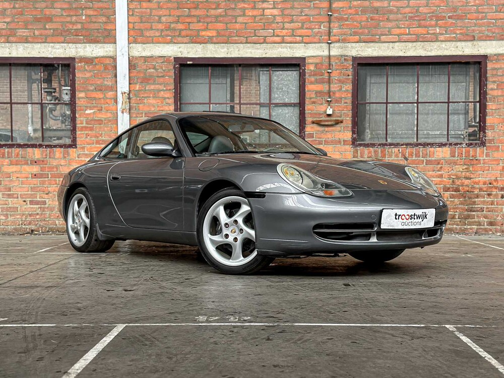 Porsche 911 996 Carrera Coupé 3.4 Schaltgetriebe 300 PS 2000 -Youngtimer-