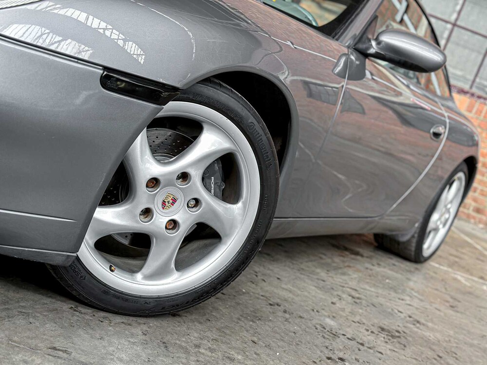 Porsche 911 996 Carrera Coupé 3.4 Schaltgetriebe 300 PS 2000 -Youngtimer-