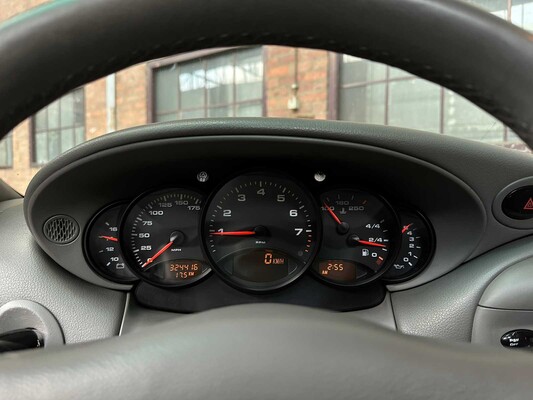 Porsche 911 996 Carrera Coupe 3.4 Handgeschakeld 300pk 2000 -Youngtimer-