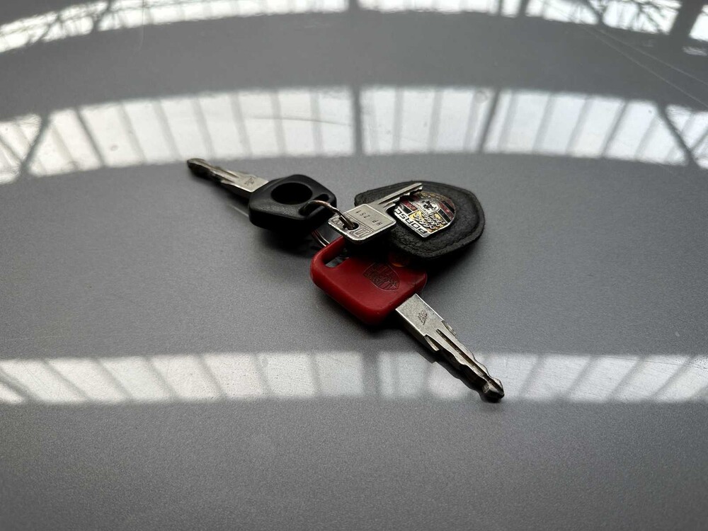 Porsche 928 4.7 S Coupé 320 PS 1986, JS-RZ-33