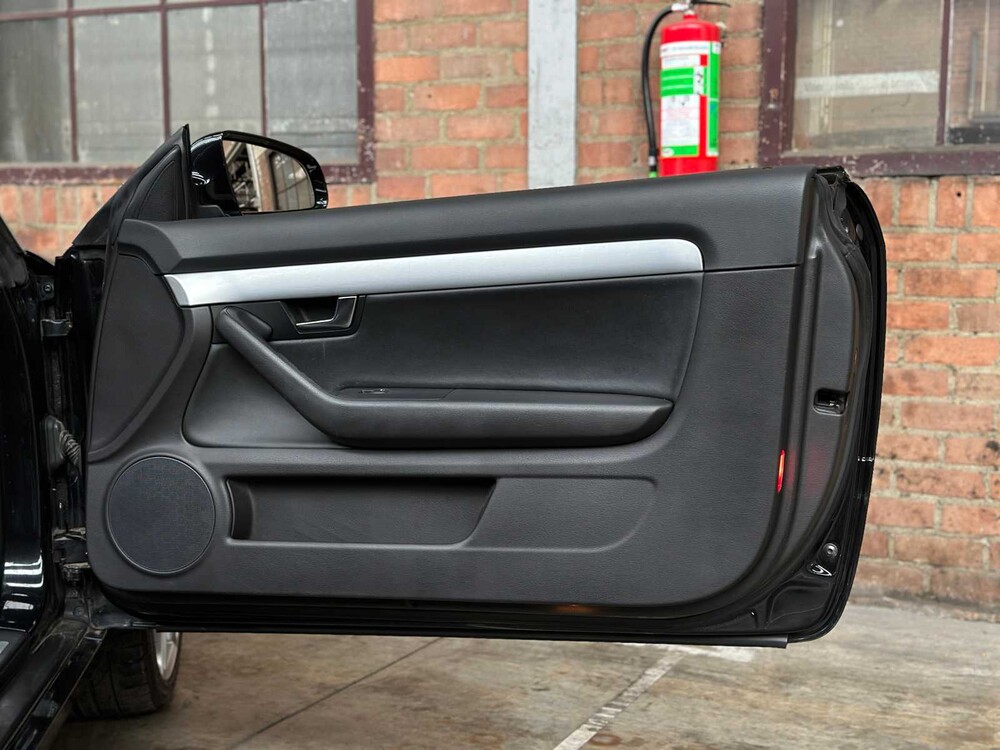 Audi A4 Cabriolet 3.2 FSI V6 Quattro Pro Line 256 PS 2006, 70-SR-RL Youngtimer