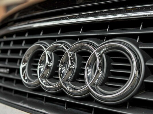 Audi A4 Cabriolet 3.2 FSI V6 Quattro Pro Line 256pk 2006, 70-SR-RL Youngtimer