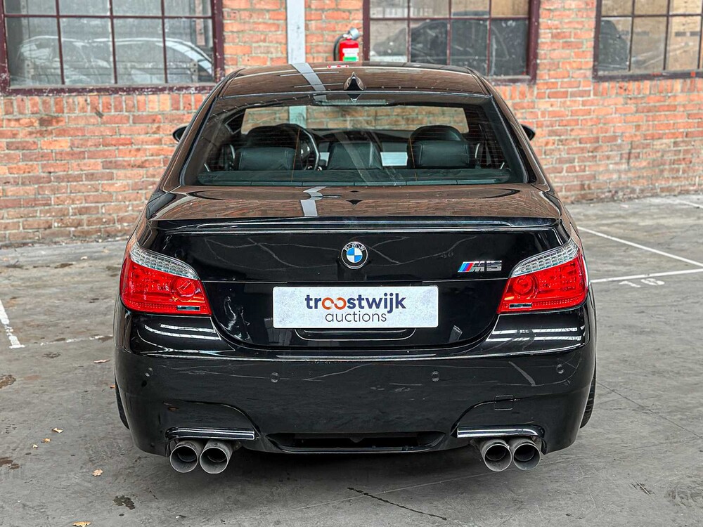 BMW M5 5,0 V10 E60 500 PS 2006 5er Youngtimer