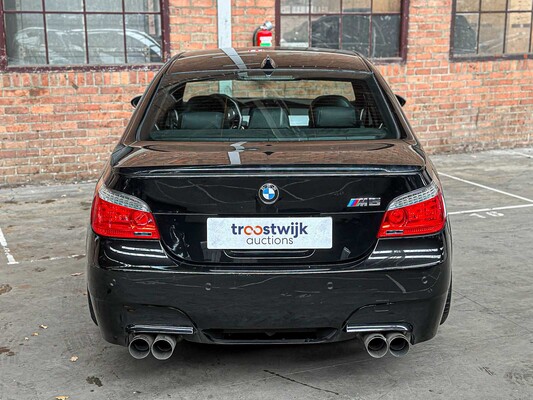 BMW M5 5.0 V10 E60 500pk 2006 5-serie Youngtimer