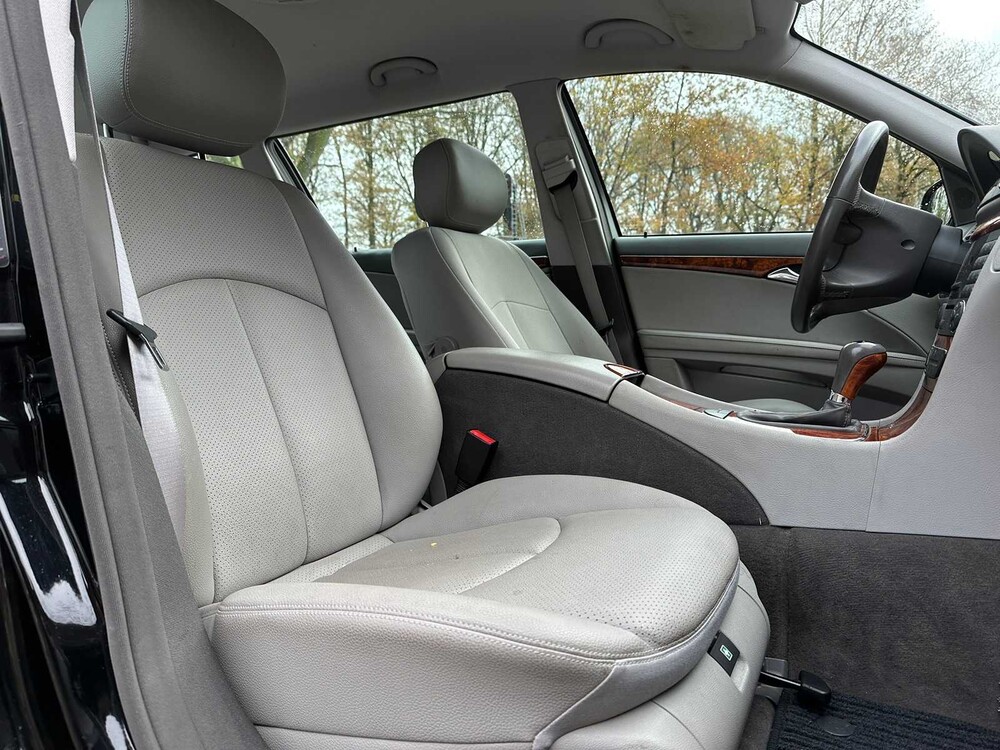 Mercedes-Benz E200 Limousine KOMPRESSOR E-Klasse 2007 (Original-NL), 84-TV-XF