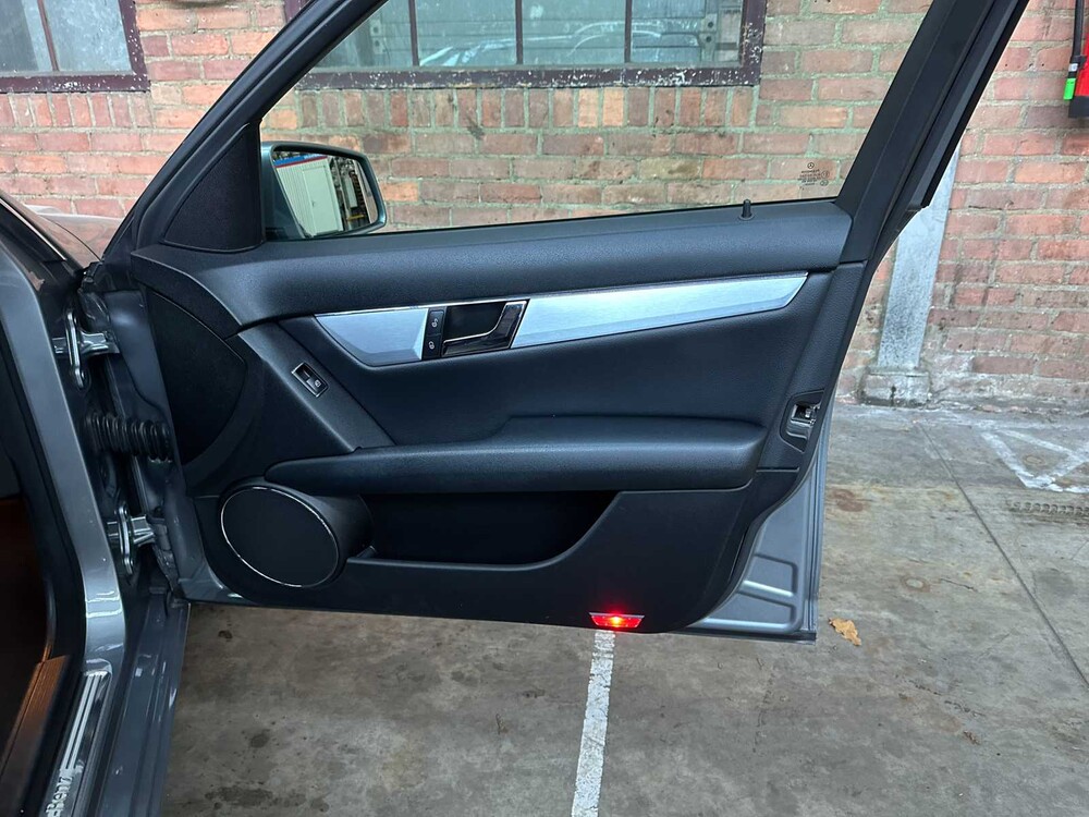 Mercedes-Benz C180 CDI BlueEFFICIENCY Business Class Avantgarde C-Klasse Kombi 120 PS 2010 (Original-NL), 70-NPB-5