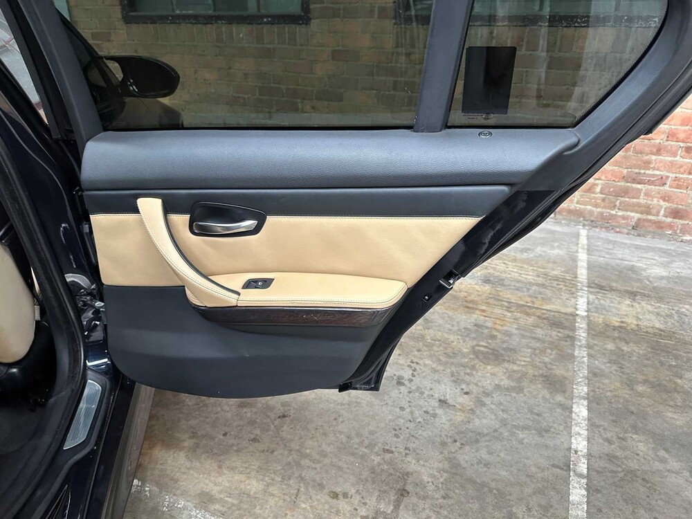 BMW M3 4,0 V8 E90 -MANUELL - 420 PS 2008 3er Youngtimer 