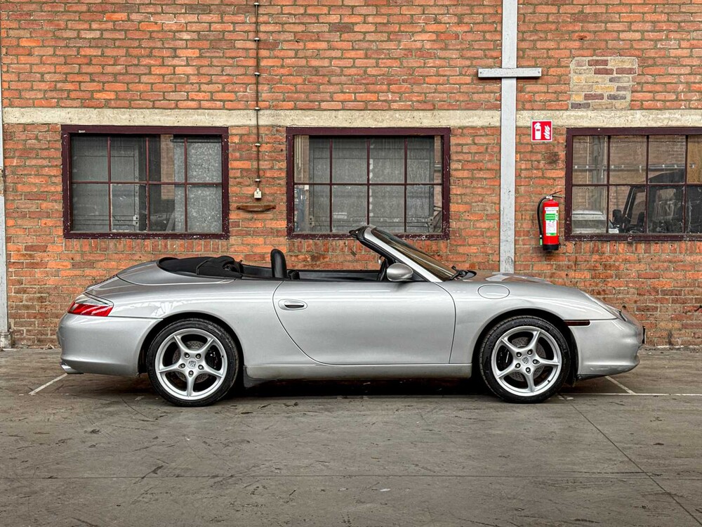 Porsche 911 Carrera Cabriolet 3,6 996 320 PS 2003 Youngtimer -Manuell-
