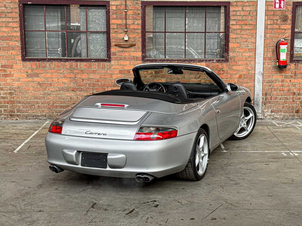 Porsche 911 Carrera Cabriolet 3,6 996 320 PS 2003 Youngtimer -Manuell-