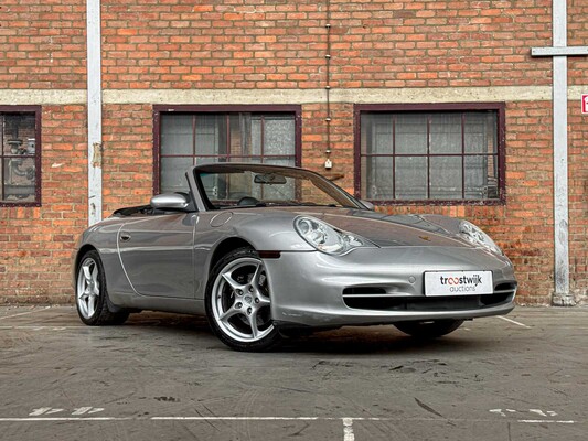 Porsche 911 Carrera Cabriolet 3.6 996 320pk 2003 Youngtimer -Handgeschakeld-