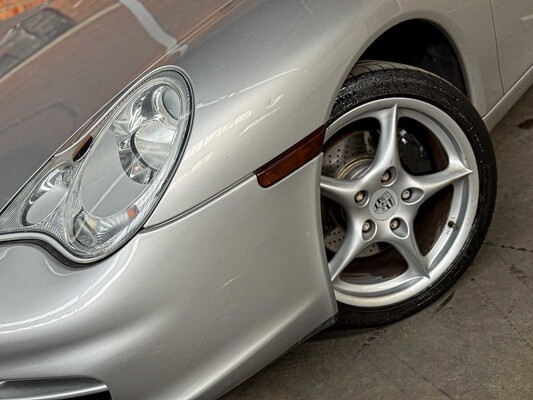 Porsche 911 Carrera Cabriolet 3.6 996 320pk 2003 Youngtimer -Handgeschakeld-