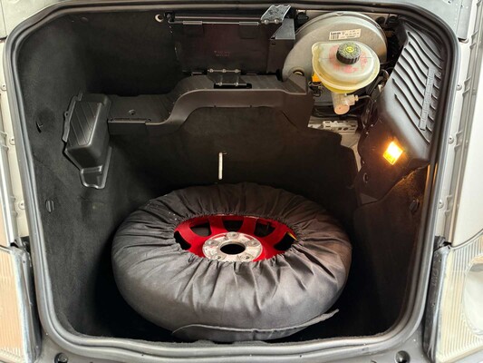 Porsche 911 Carrera Cabriolet 3.6 996 320pk 2003 Youngtimer -Handgeschakeld-