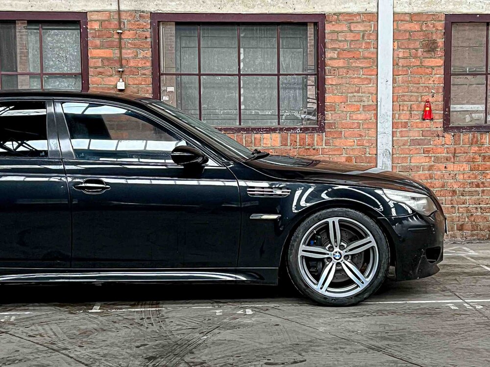 BMW M5 5.0 V10 E60 507 PS 2008 5er YOUNGTIMER
