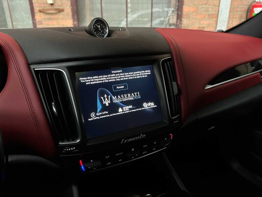 Maserati Levant 3.0 V6 349pk 2017