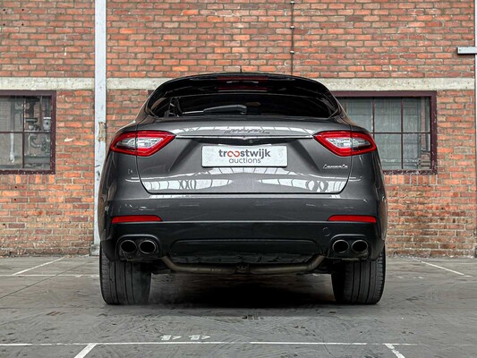 Maserati Levant 3.0 V6 349pk 2017