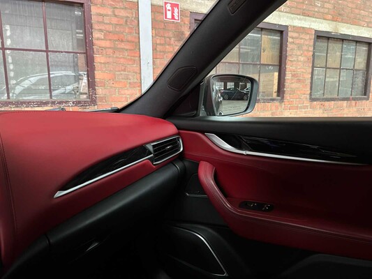 Maserati Levant 3.0 V6 349pk 2017