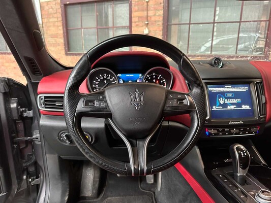 Maserati Levant 3.0 V6 349pk 2017