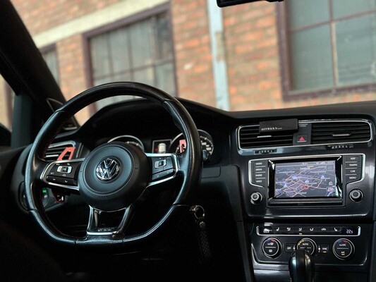 Volkswagen Golf GTI Performance VII 2.0 TSI Golf 7 230pk 2014, TV-769-S
