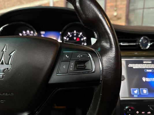 Maserati Quattroporte GT S 3.8 V8 530PK 2013