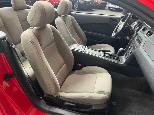 Ford Mustang 3.7 V6 310pk 2014