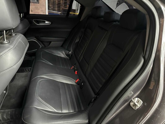 Alfa Romeo Giulia 2.0 T AWD Veloce Repetti B4 + GEPANTSERD 280pk 2019, JDK-05-S