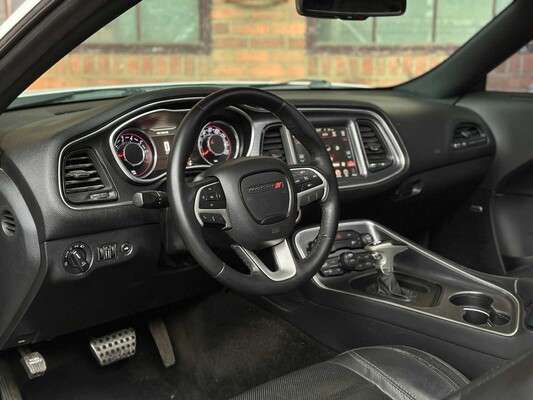 Dodge Challenger SXT PLUS 3.6 V6 305pk 2015