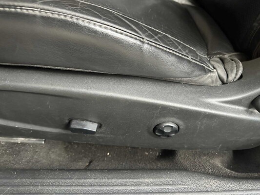 Dodge Challenger SXT PLUS 3.6 V6 305pk 2015