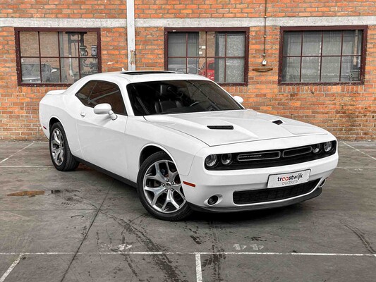Dodge Challenger SXT PLUS 3.6 V6 305pk 2015
