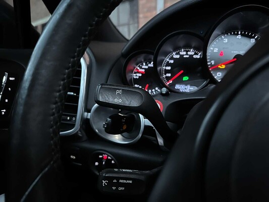 Porsche Cayenne 4.8 V8 S 405pk 2013