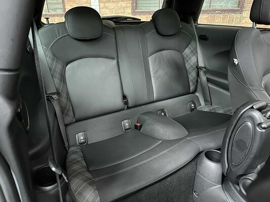 Mini Cooper S 2.0 JCW 400pk 2014 (Origineel-NL), 3-XDD-09