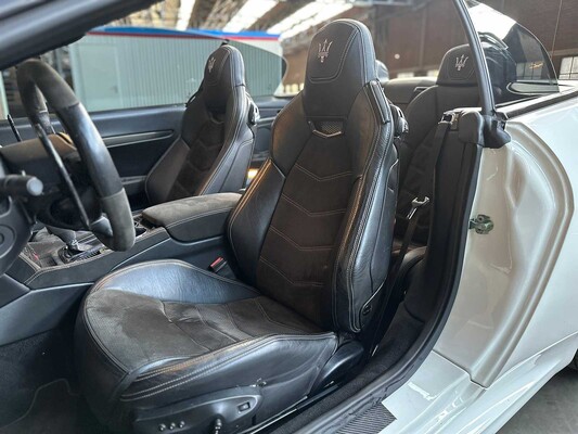 Maserati MC Stradale Gran Cabrio 4.7 V8 -MC Sportline- 460pk 2015 GranTurismo