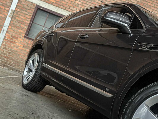 Bentley Bentayga 4.0 V8 First-Edition 550pk 2021