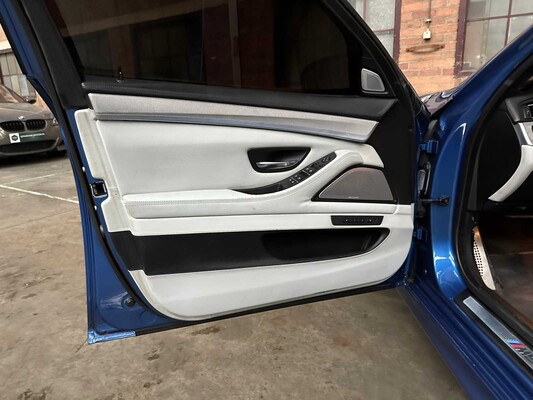 BMW M5 4.4 V8 F10 650pk 2013 5-serie