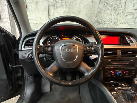 Audi A4 Limousine 1.8 TFSI Pro Line Business 160pk 2008, 32-GPZ-8