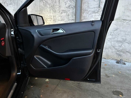 Mercedes-Benz B180 Ambition B-Klasse 122pk 2012, 97-XKZ-4