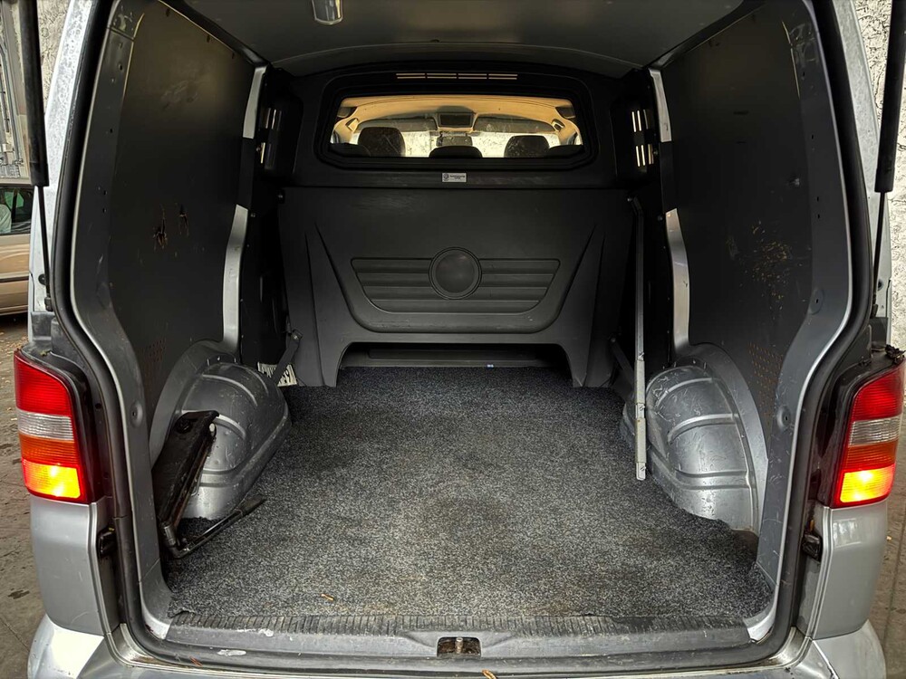 Volkswagen Transporter 2.5 TDI 300 131 PS 2005 Doppelkabine, 65-VXT-4