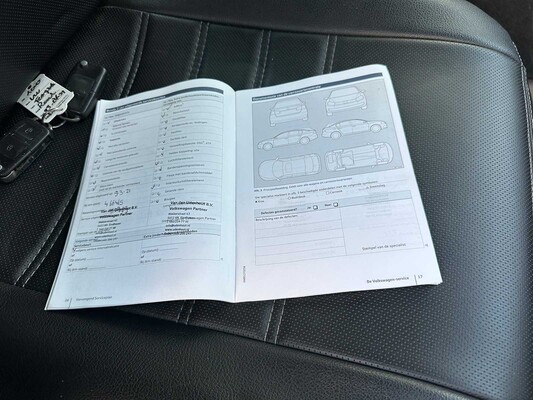 Volkswagen Transporter 2.5 TDI 300 131pk 2005, 65-VXT-4