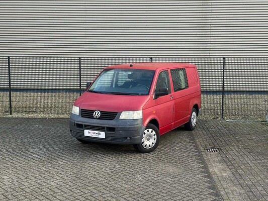 Volkswagen Transporter 2.5 TDI 300 131pk 2005, 65-VXT-4