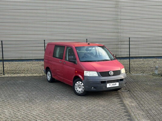 Volkswagen Transporter 2.5 TDI 300 131pk 2005, 65-VXT-4