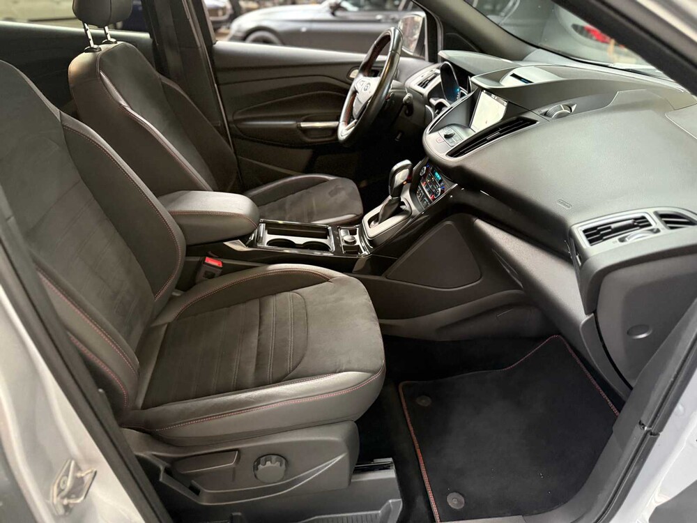 Ford Kuga 1.5 TDCi ST-Line 120 PS 2018, SJ-597-N