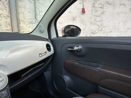 Fiat 500 C 1.2 Lounge 69PK 2010, 54-NBT-1