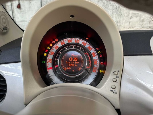 Fiat 500 C 1.2 Lounge 69PK 2010, 54-NBT-1