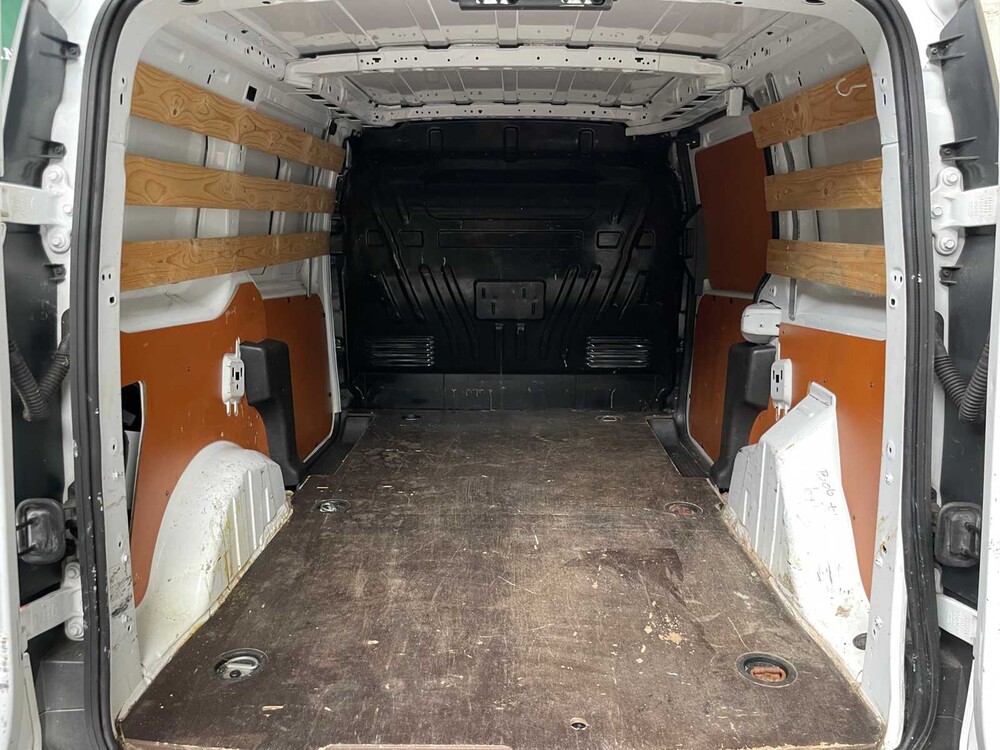 Ford Transit Connect 1,6 TDCI Economy 95 PS 2015 Nutzfahrzeug, VR-048-R