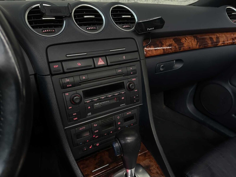 Audi A4 Cabriolet 3,0 V6 Exklusiv 220 PS 2003 -Automatik-, 38-LR-TT