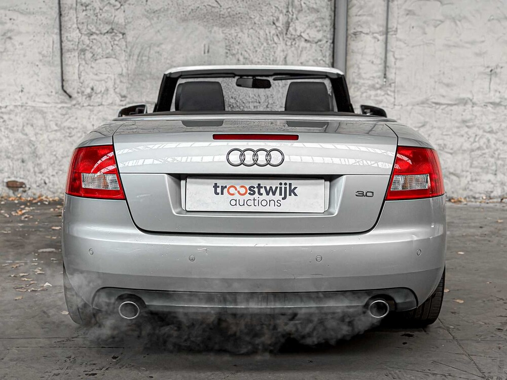 Audi A4 Cabriolet 3,0 V6 Exklusiv 220 PS 2003 -Automatik-, 38-LR-TT
