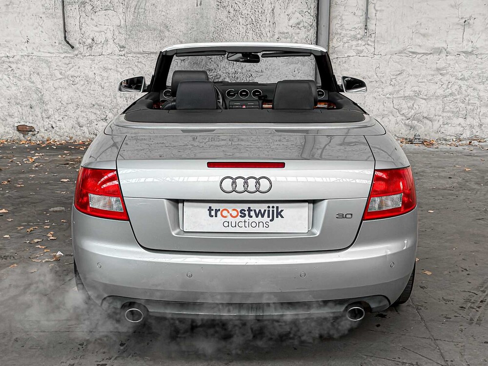 Audi A4 Cabriolet 3,0 V6 Exklusiv 220 PS 2003 -Automatik-, 38-LR-TT