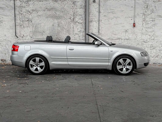 Audi A4 Cabriolet 3,0 V6 Exklusiv 220 PS 2003 -Automatik-, 38-LR-TT