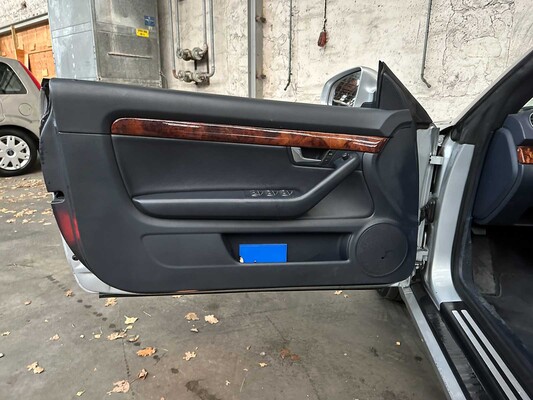 Audi A4 Cabriolet 3,0 V6 Exklusiv 220 PS 2003 -Automatik-, 38-LR-TT